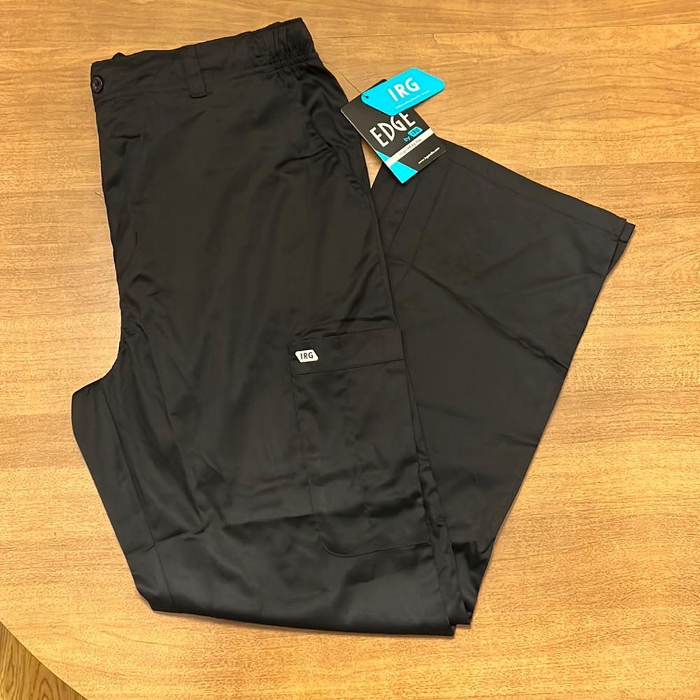 NWT Edge by IRG large black men’s scrub pants